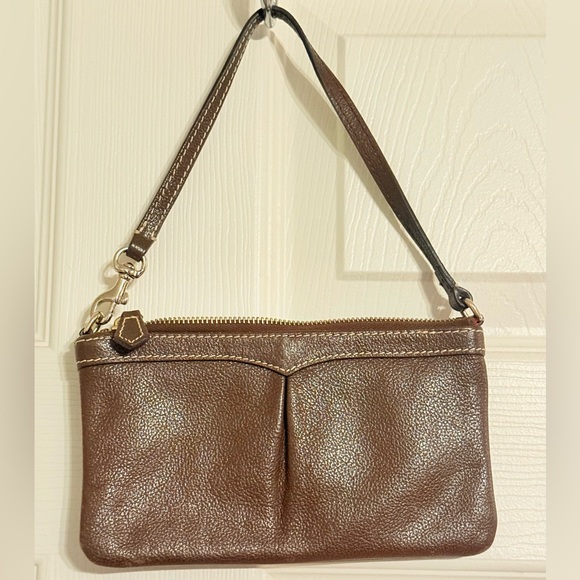 Dooney & Bourke Pebble Leather Wristlet - Picture 2 of 6